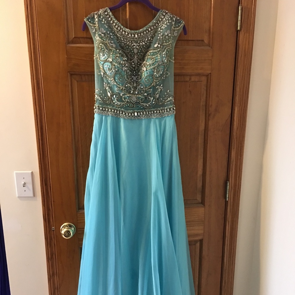 Jovani blue dress size 6 - prom or pageant